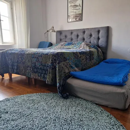 Guesthouset Charming By Rock Church 3*